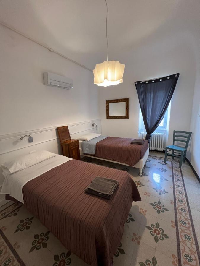 Casa del Poeta Riva Ligure Exterior foto